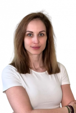 Császár Bettina