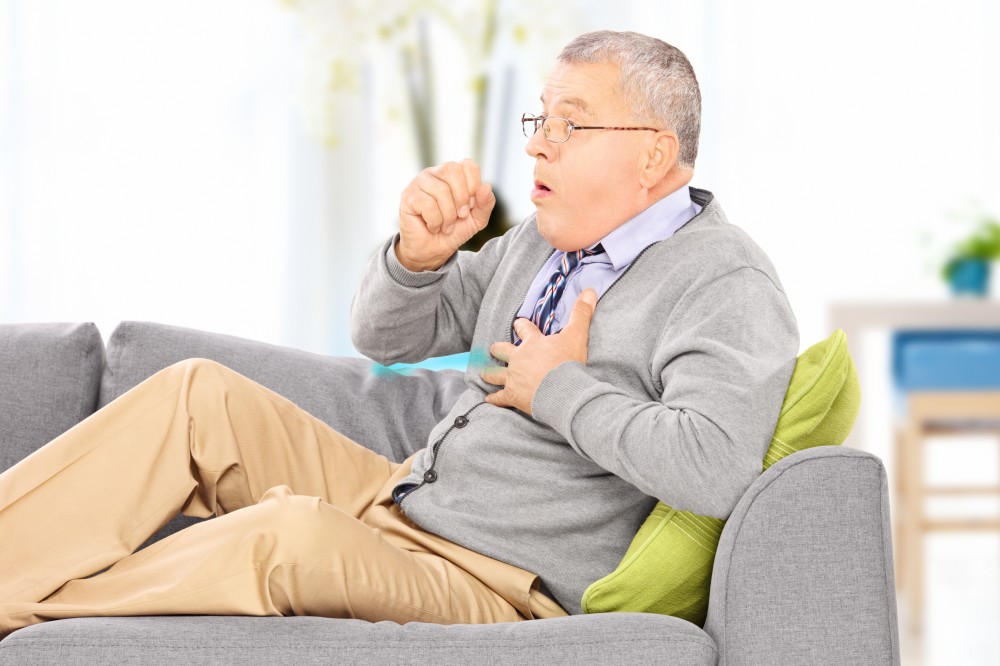 köhögés, nehézlégzés a tüdőgyulladás tünetei is lehetnek